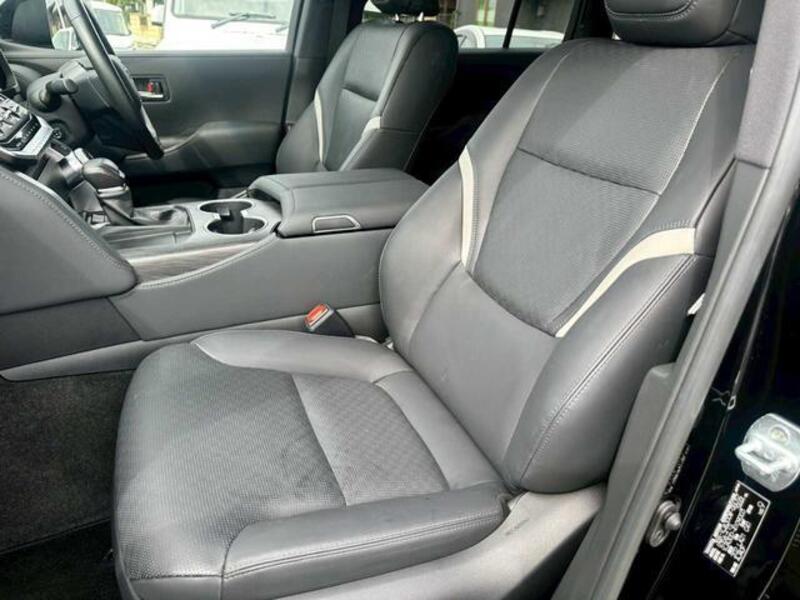 LAND CRUISER