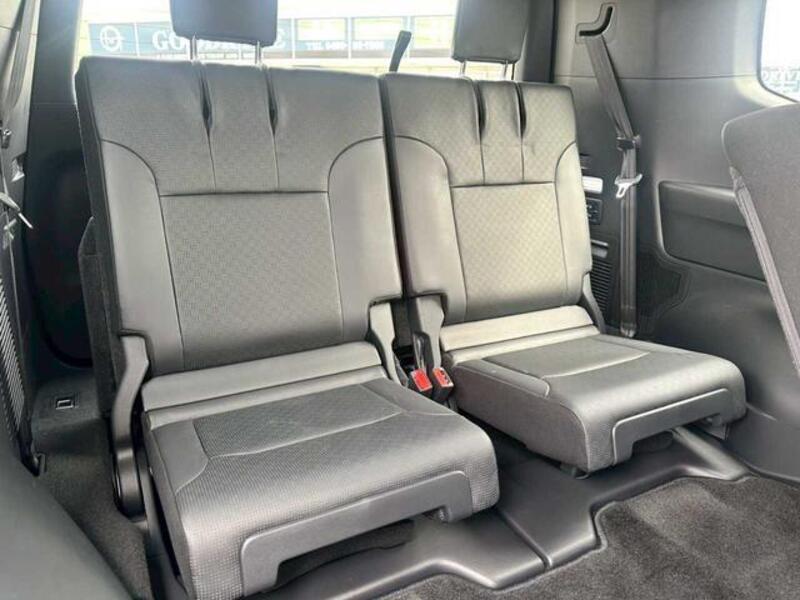 LAND CRUISER
