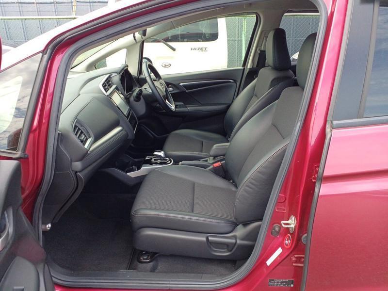 FIT HYBRID