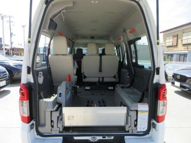 NV350 CARAVAN