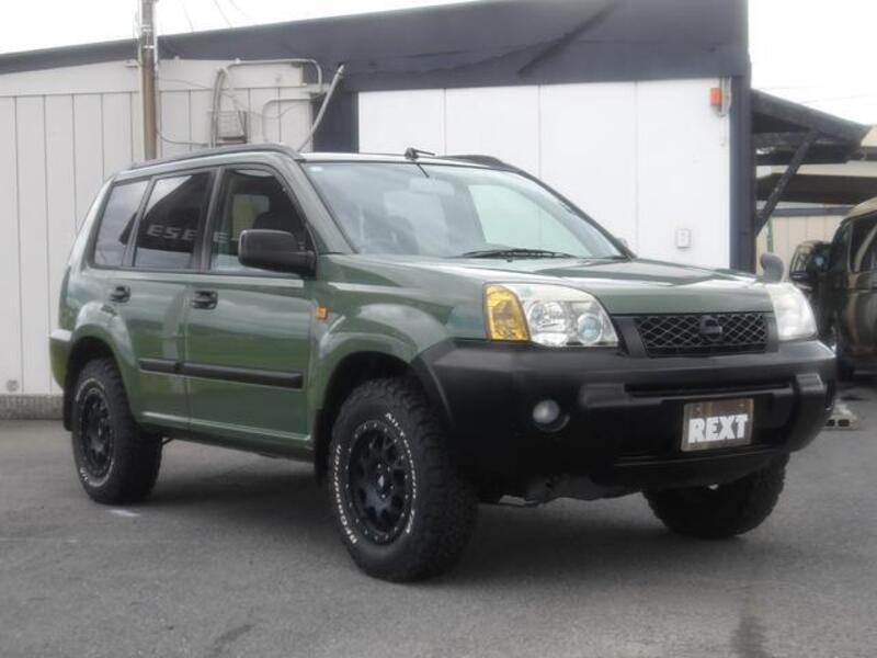 X-TRAIL