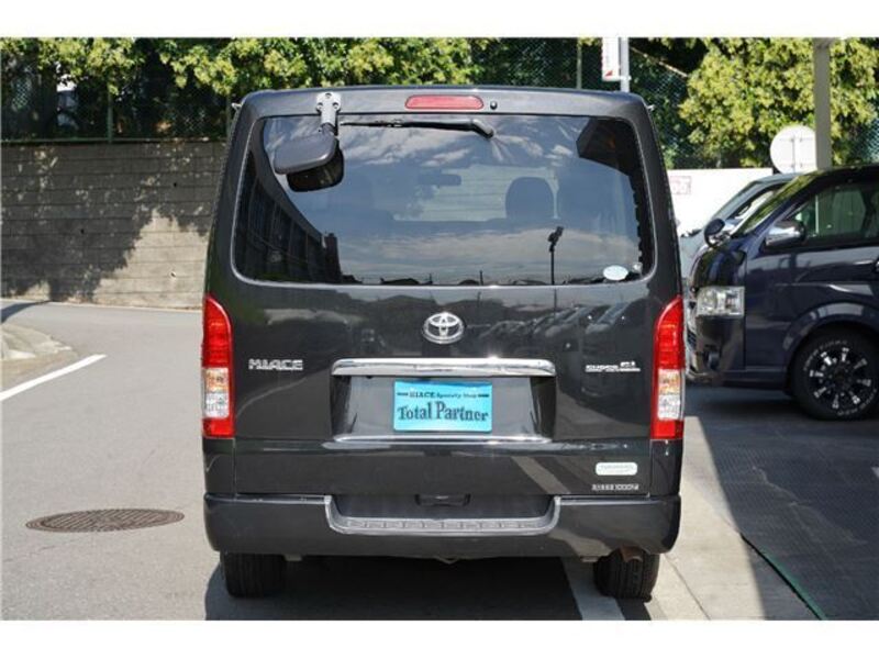 HIACE VAN