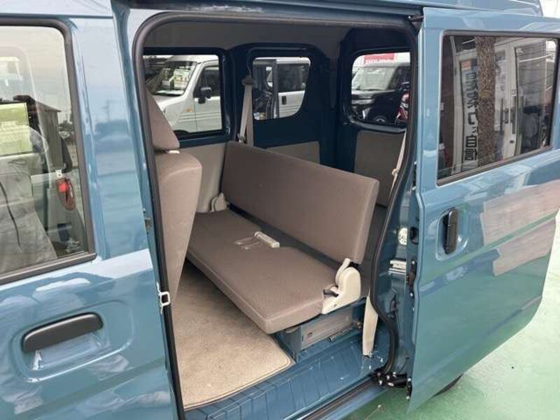 CLIPPER VAN