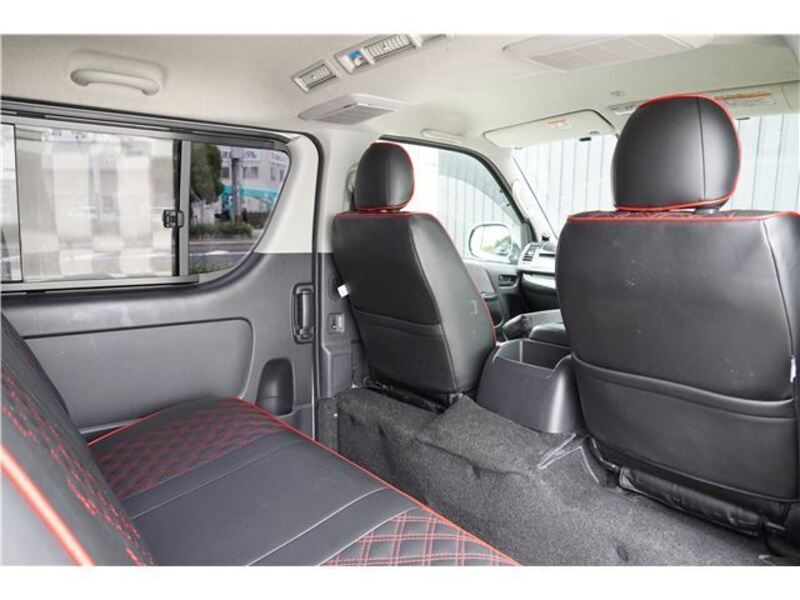 HIACE VAN