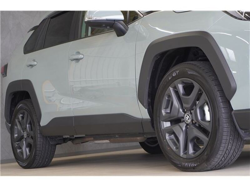 RAV4