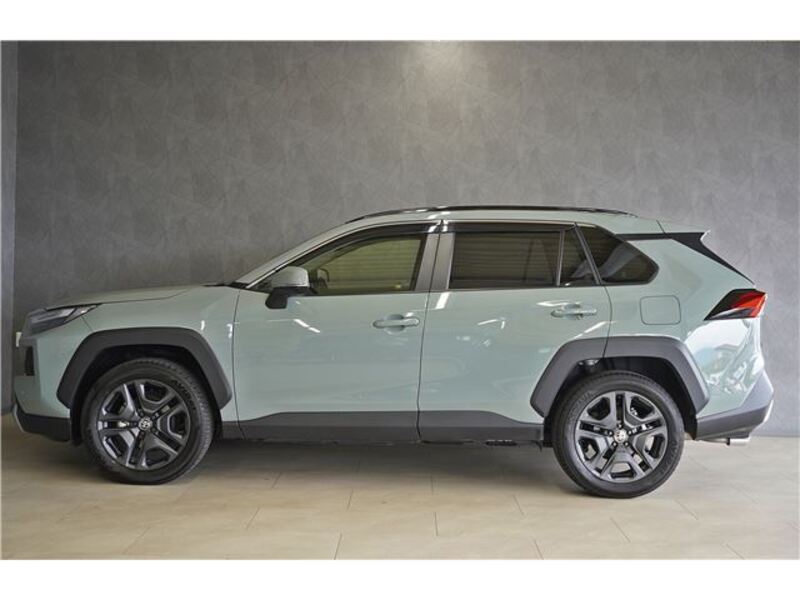 RAV4