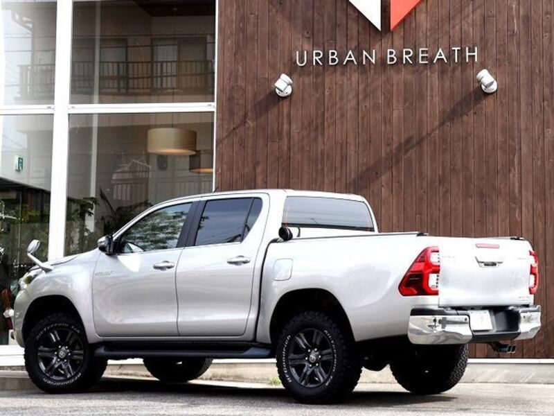 HILUX