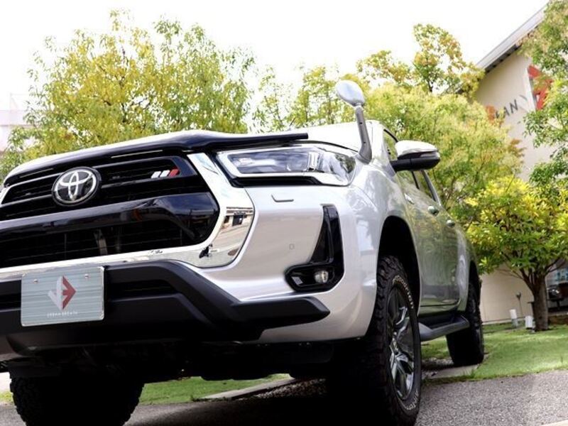 HILUX