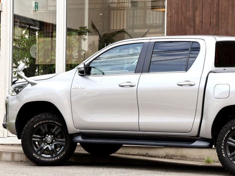 HILUX