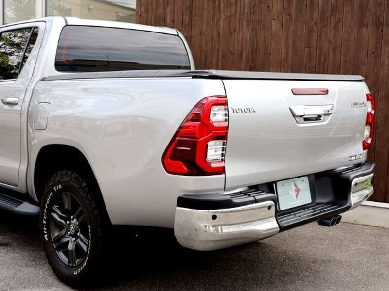 HILUX