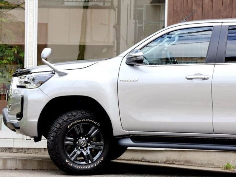HILUX