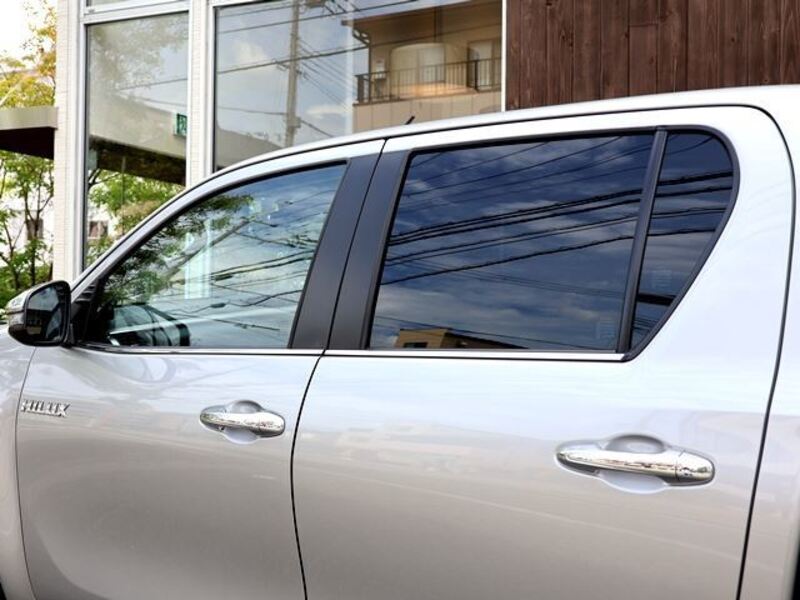 HILUX