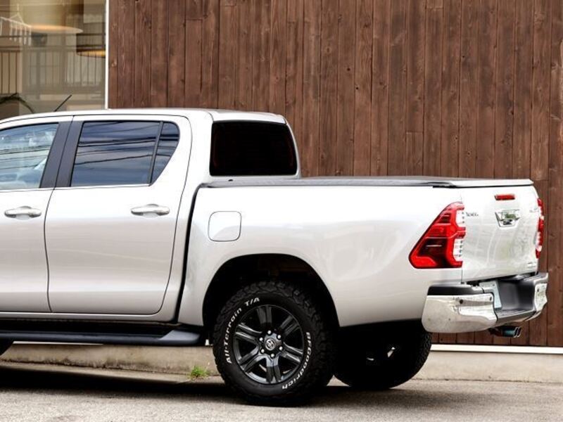 HILUX