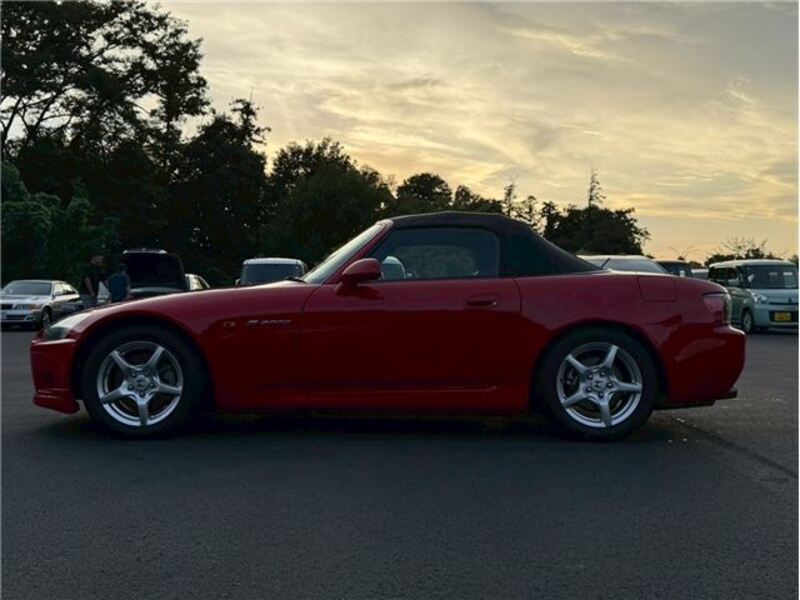 S2000