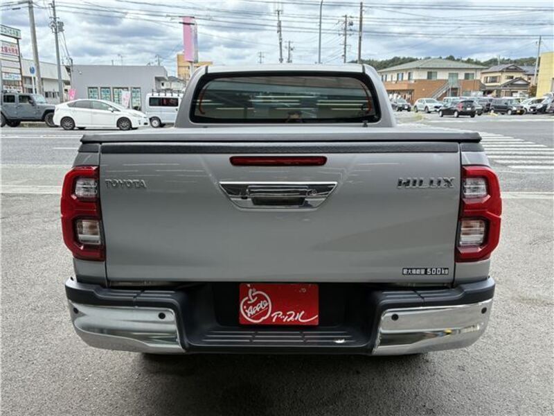 HILUX