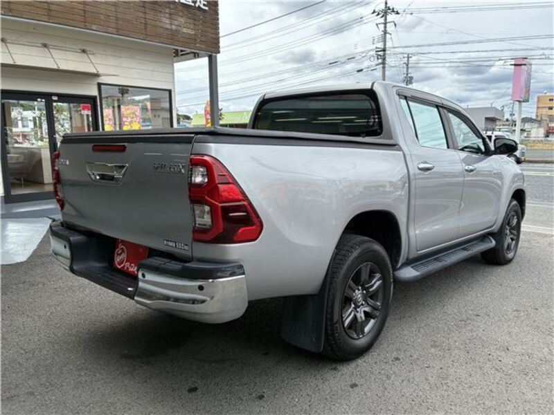HILUX