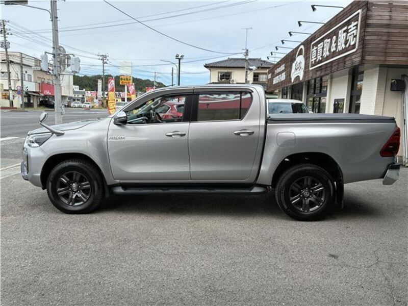 HILUX