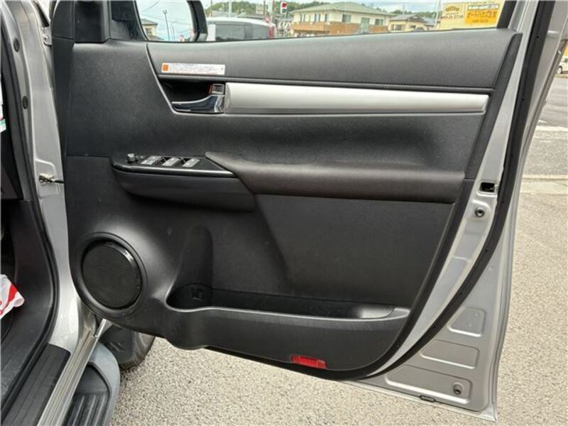 HILUX