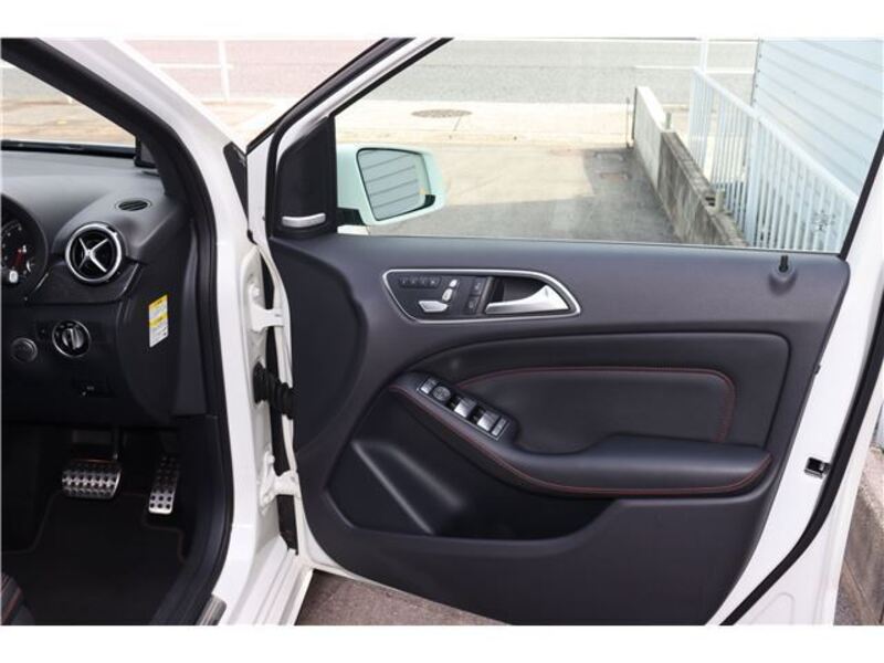 B-CLASS