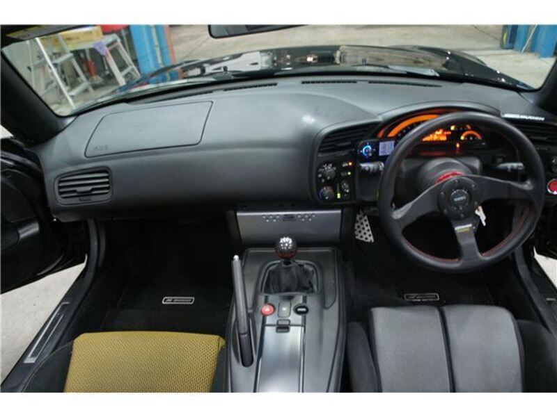 S2000