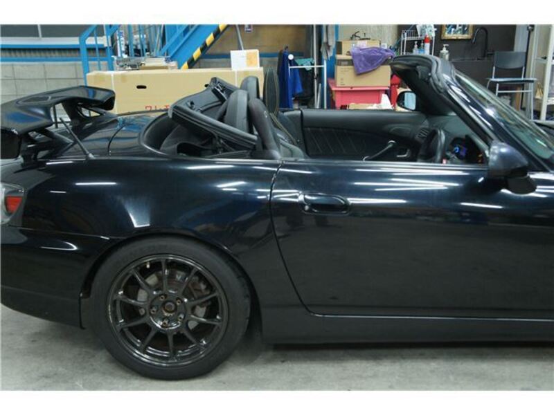 S2000