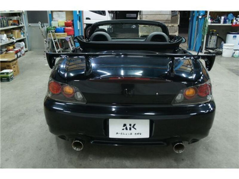 S2000