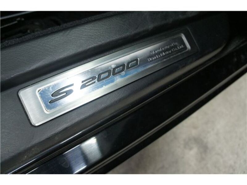 S2000