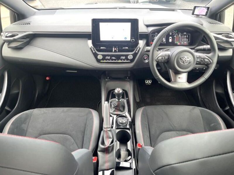 GR COROLLA