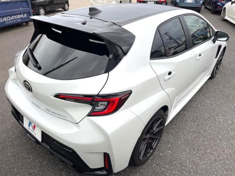 GR COROLLA
