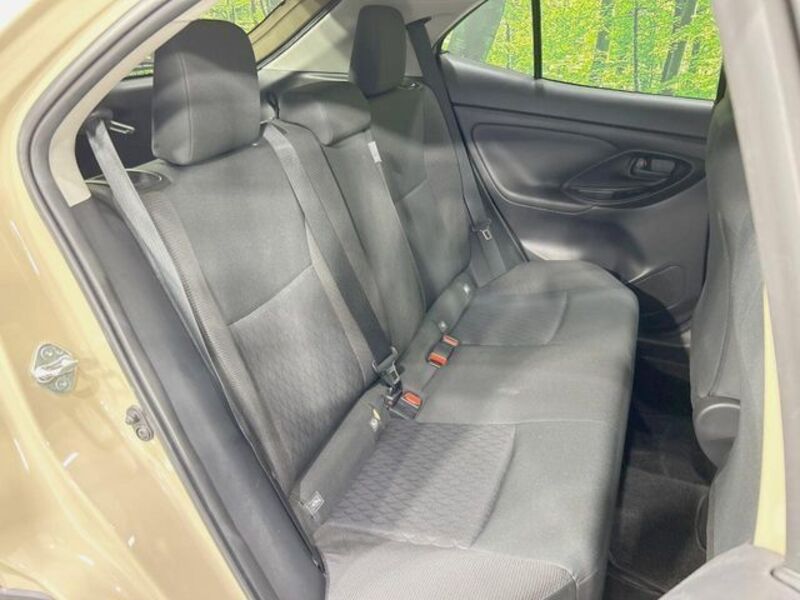 YARIS CROSS