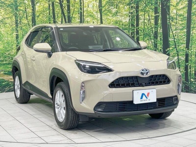 YARIS CROSS