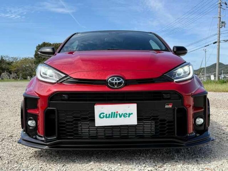 GR YARIS