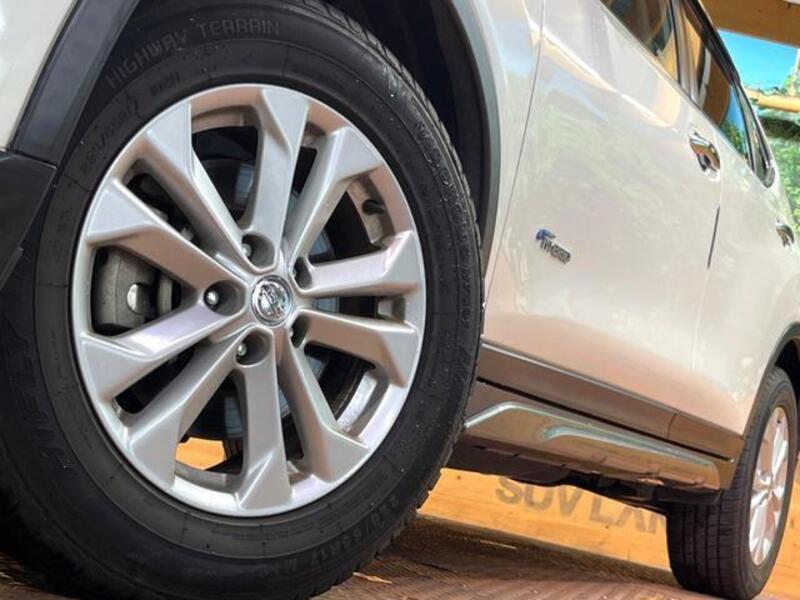 X-TRAIL