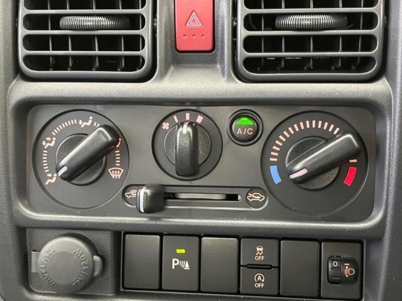 CLIPPER TRUCK