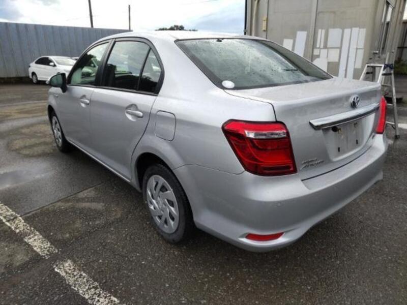 COROLLA AXIO