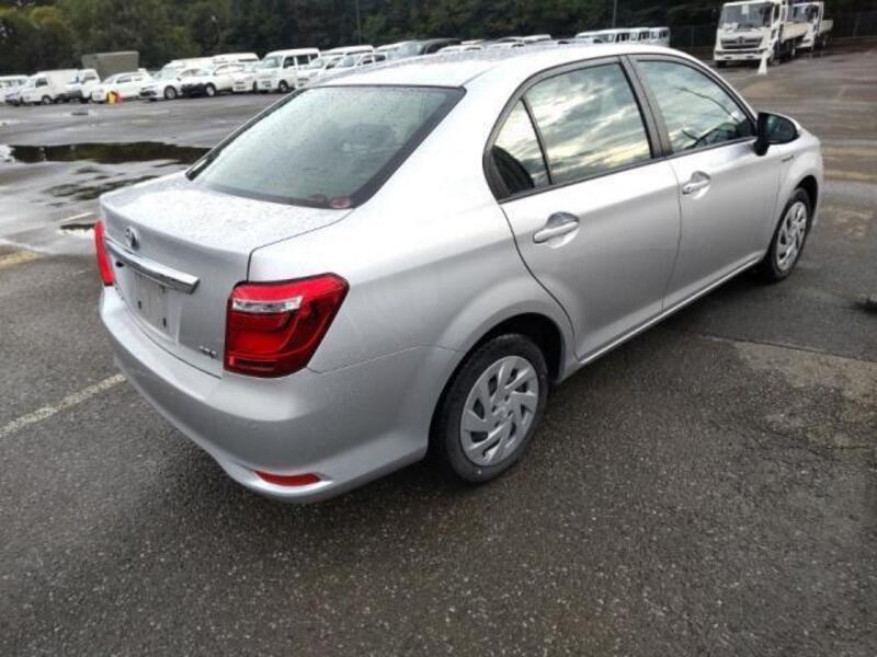 COROLLA AXIO