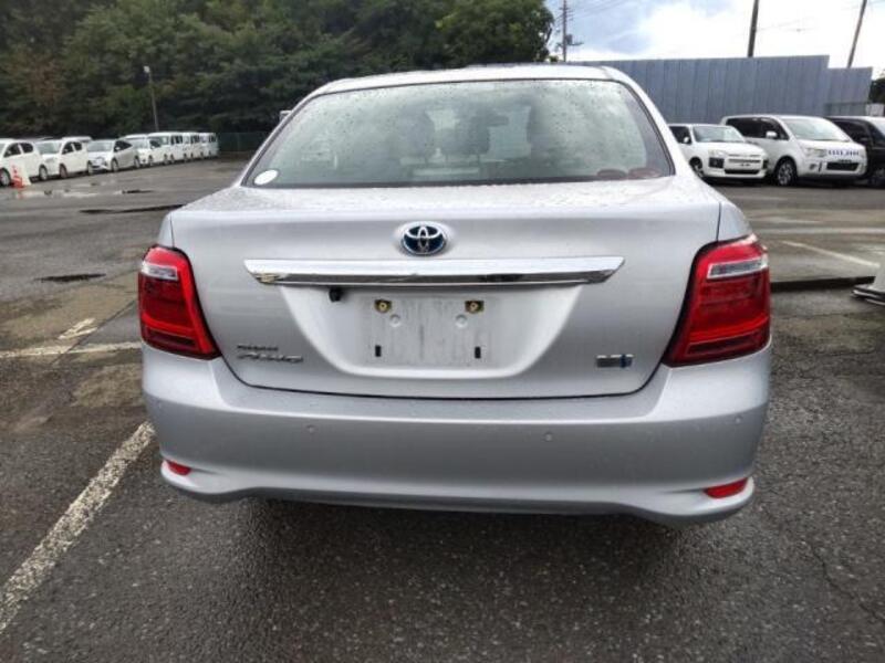 COROLLA AXIO