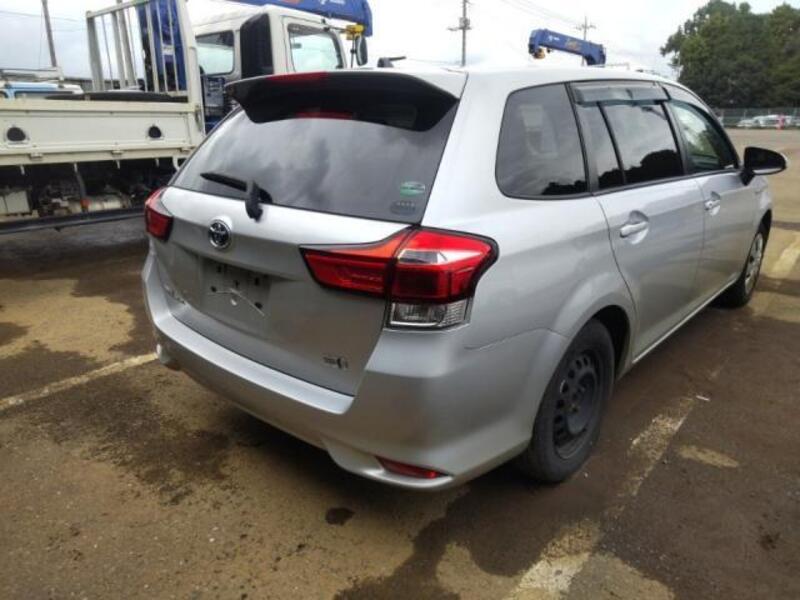 COROLLA FIELDER