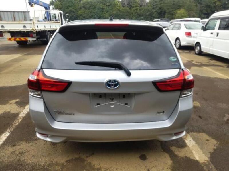 COROLLA FIELDER