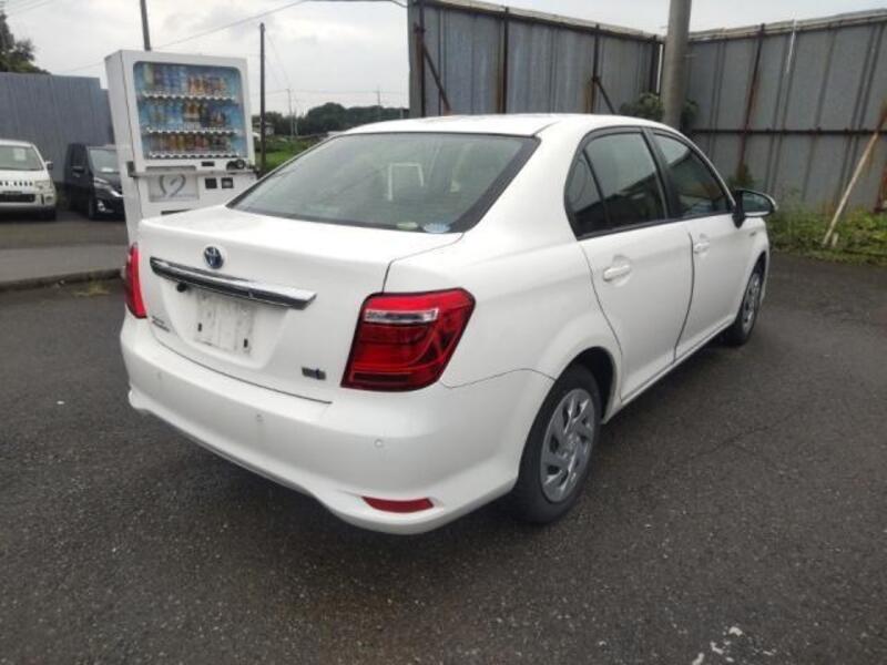COROLLA AXIO