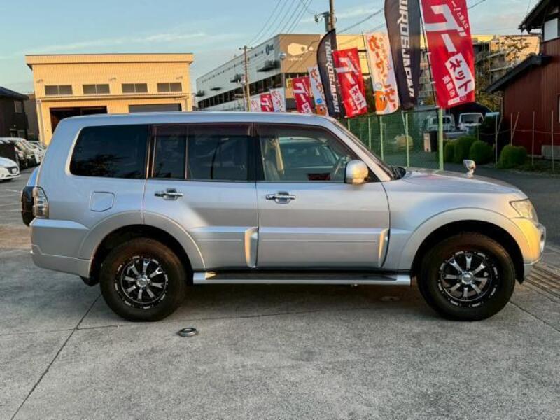 PAJERO