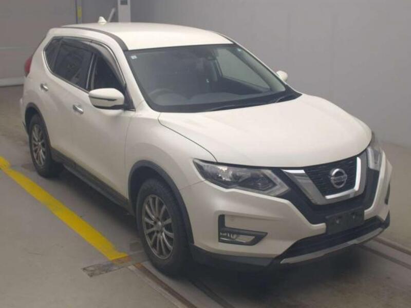 X-TRAIL-0