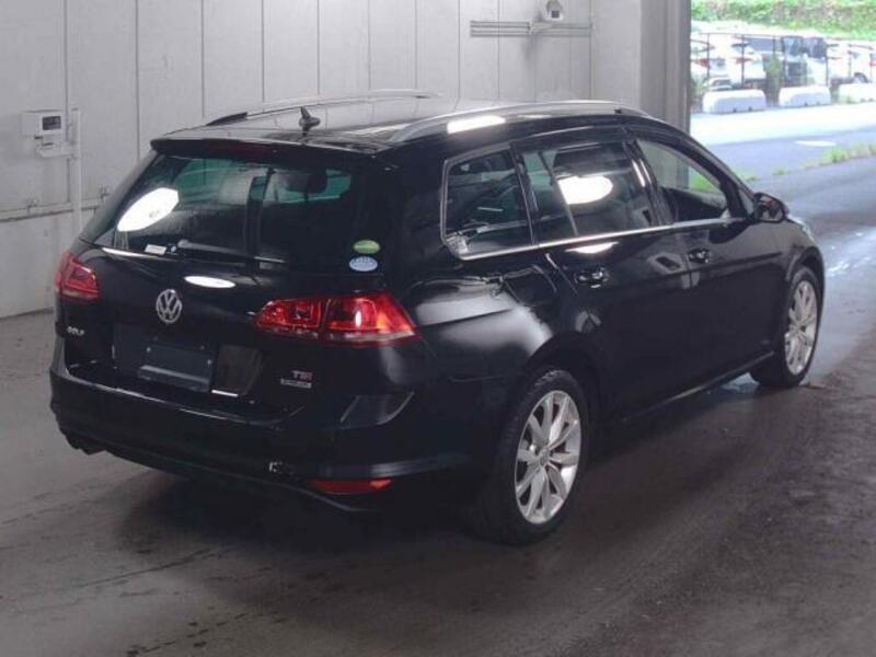 GOLF VARIANT