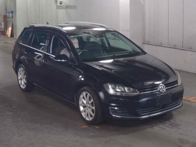 GOLF VARIANT-0