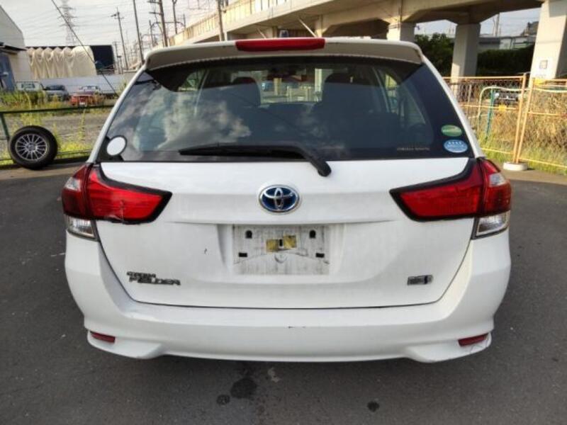 COROLLA FIELDER