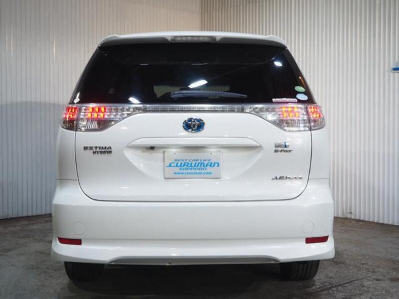 ESTIMA HYBRID