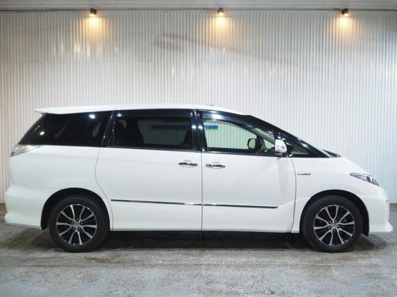ESTIMA HYBRID
