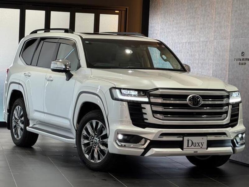 LAND CRUISER
