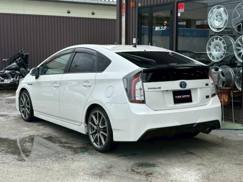 PRIUS
