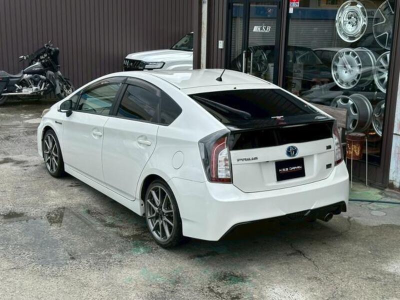 PRIUS